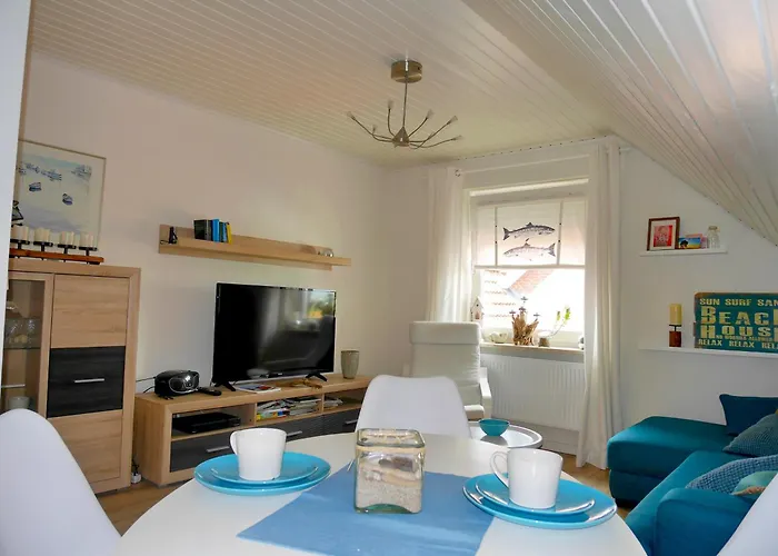 Luett Huus Lägenhet